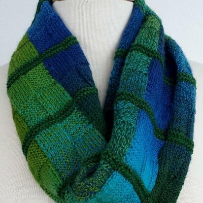 Windowpane Cowl