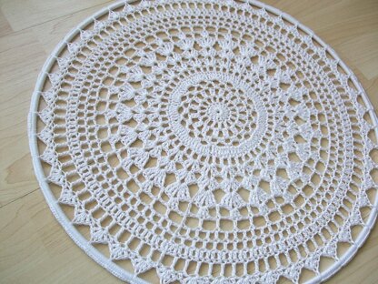 White Mandala 15,5 inch/40 cm Crochet PDF Pattern