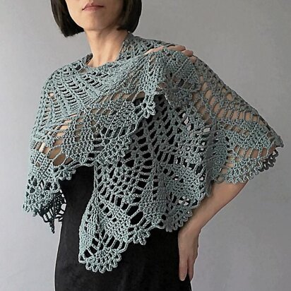 Monica - floral lace shawl