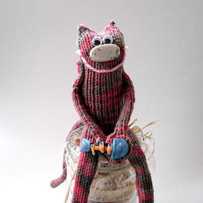 Thin cat  (knitted round) - knitting pattern