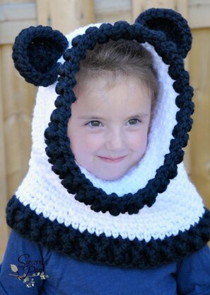 Un'bear'ably Cute Hooded Cowl