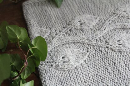Willow Lace Cowl