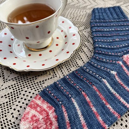 Snowy Cottage Socks