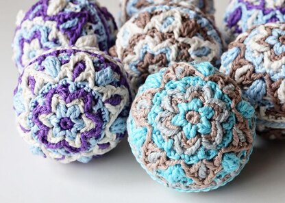 Winter Pastels Ball - overlay crochet