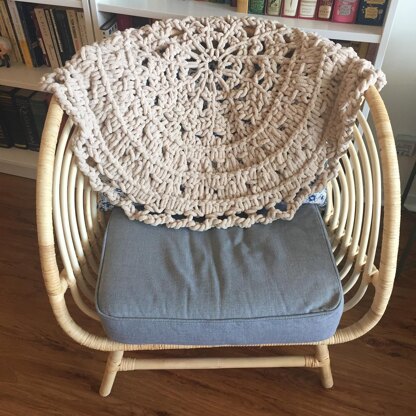 Circular Crochet-Look Throw