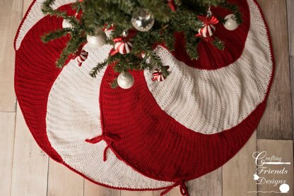 Peppermint Swirl Christmas Tree Skirt