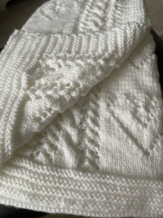 Cable and Lace Cot Blanket #5