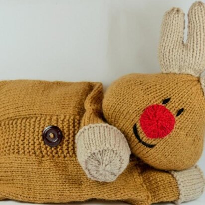 Reindeer Pyjama Case - knitting pattern