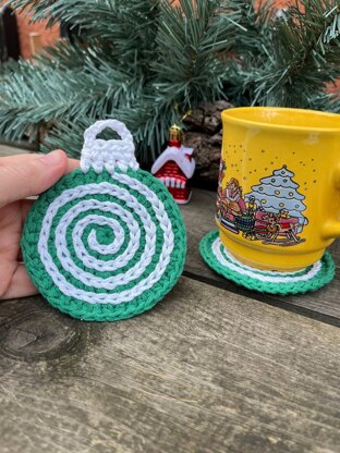 Crochet Coasters Candy spiral Pattern, Crochet Christmas ornament