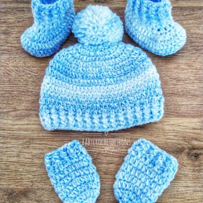 Cozy Baby hat booties and mittens