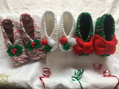 DK knitting pattern Christmas eve box slippers or slipper socks using 2 strands of DK yarn knitted together age 8yrs - Adult