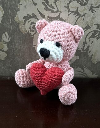 Bear with Love Heart