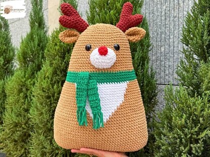 Christmas Pillow Reindeer
