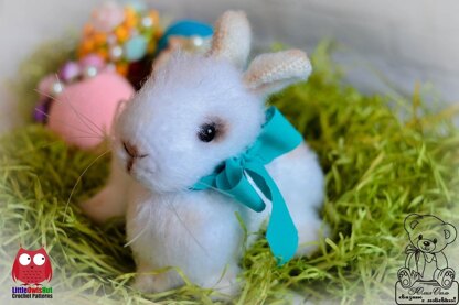 219 Easter Bunny Rabbit