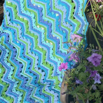 Sheila's Shells Ripple Blanket