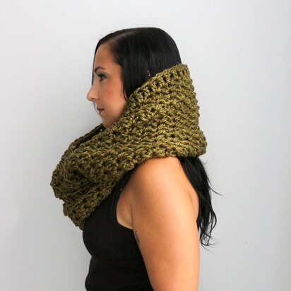 The Haman Oversized Textured Scarf