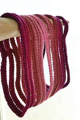 Ombre String Cowl
