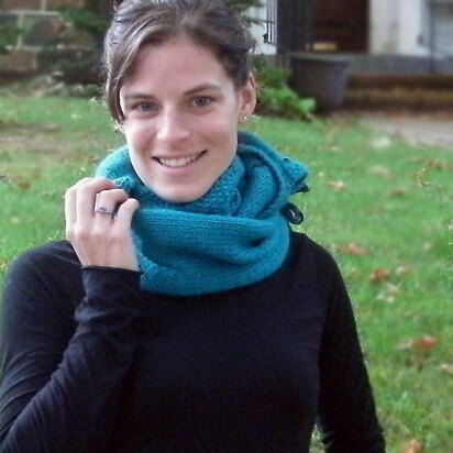 December Pocket Cowl