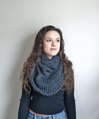 Fitted Infinity Scarf | The Stonehenge