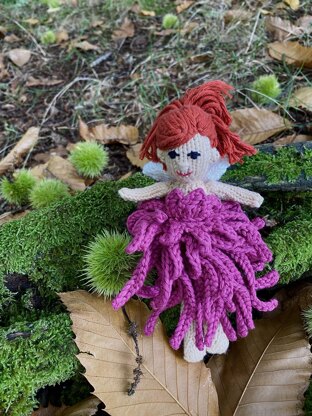 Chrysanthemum Flower Fairy pattern Knitting pattern by Natasha Wildy ...