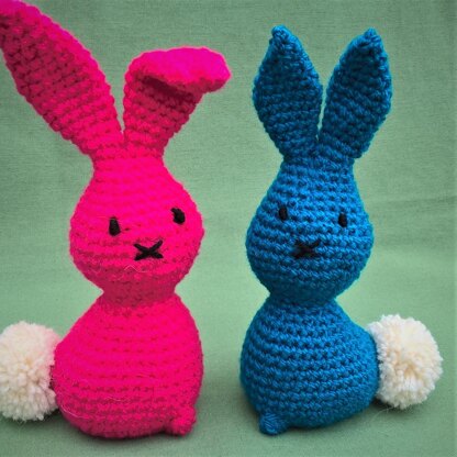 A Pair of Easter Bunnies