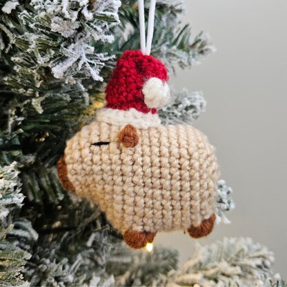 Capybara in Christmas Hat