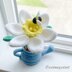 Bumble Blossom Daffodil Crochet Pattern by erinmaycrochet