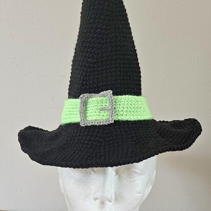 'lil witchy hat