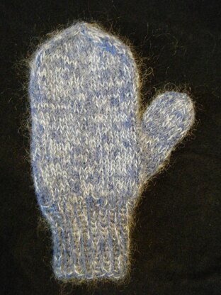 DN1009 Mohair Mix-Up Mitts and Hat