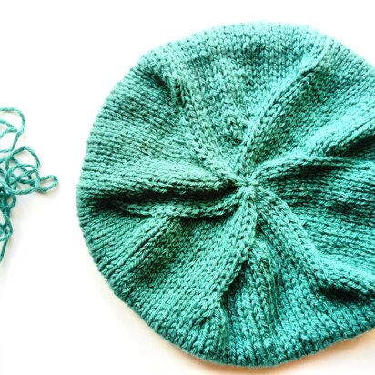 Slouchy merino green hat - knitting pattern