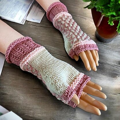 Lattice Fingerless Gloves