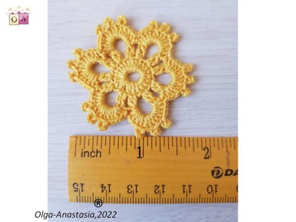 Crochet flower for 6 petals in autumn decor