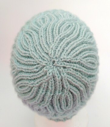 Wide Brioche Cable Hat