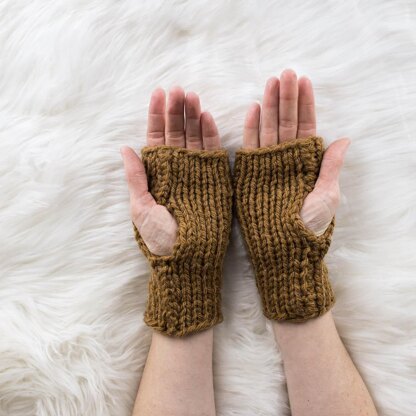 Fingerless Gloves Knitting Pattern : Love : Brome Fields