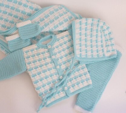 5pcs Crocheted Newborn Baby Set - blanket, top, pants, bonnet, booties