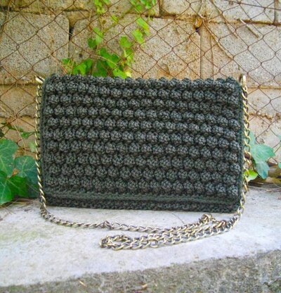 Fashionable bobble flap bag