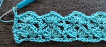 LIGHT AQUA GREEN CROCHET SHELL STITCH TOP