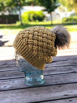 Mini Tundra Weave Slouch