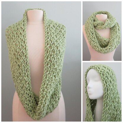 Savannah Lacy Cowl