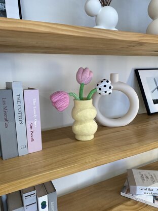 Bubble Vase and Blooms