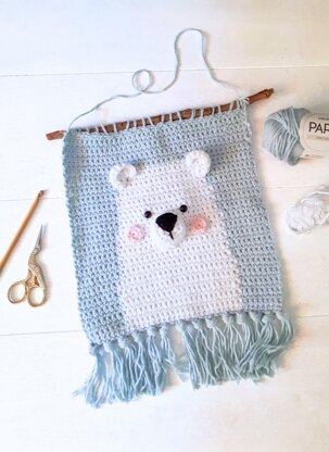 Polar bear nursery wall decor