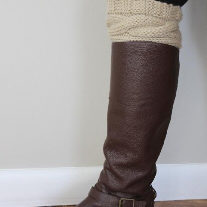 Cabled Boot Cuff