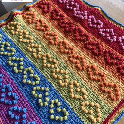 Rainbow Bobble Heart Blanket pattern by Melu Crochet