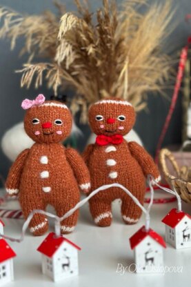 Gingerbread Man knitting toy pattern - 2 needles version