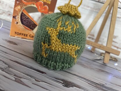Christmas Baubles x 3 Chocolate Orange Cover Knitting Pattern