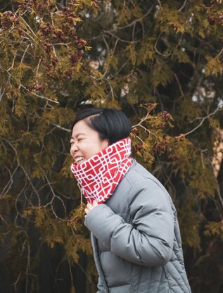 Chinese Lattice Cowl