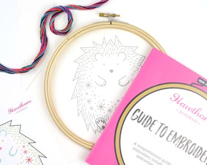 Hawthorn Handmade Hedgehog Printed Embroidery Kit - 7in