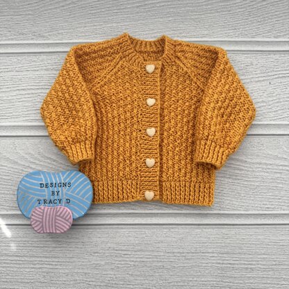 Jennifer Baby Cardigan 16" to 20" chest size. Approx 0-9mths