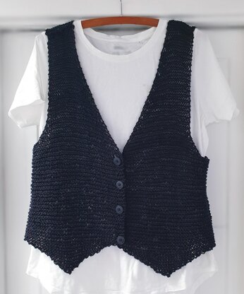 Beginner Friendly Garter Stitch Knitted Waistcoat