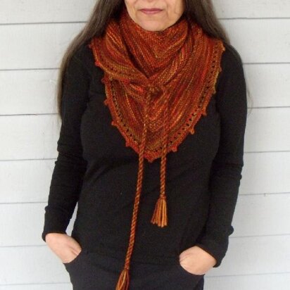 Impari Shawlette - knitting pattern